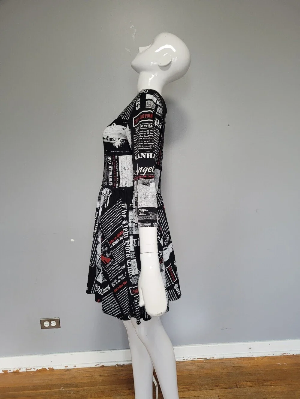 By o La La Vintage-Inspired Newspaper Print Fit & Flare Dress, VGUC, Size M - Picture 5 of 10